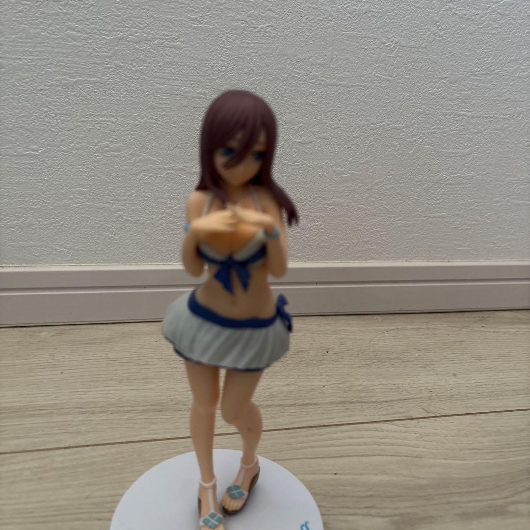 五等分の花嫁 フィギュアと缶バッジセット