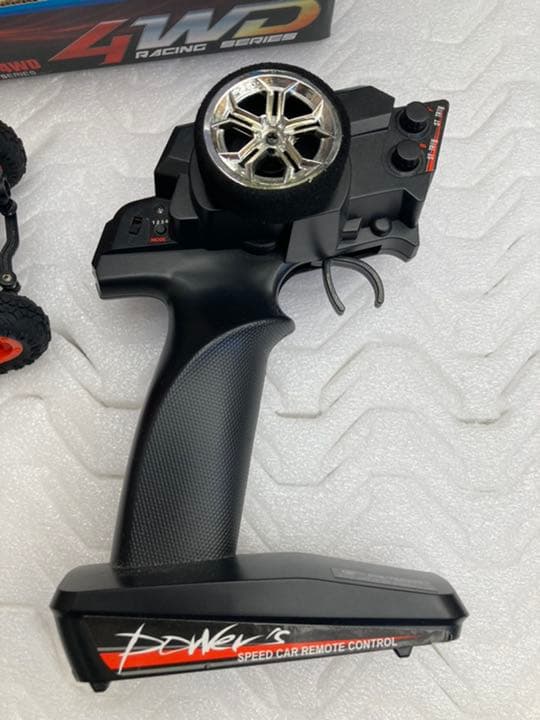 値下げ中！激レアWltoys 1:24クローラ　ラジコン　メタルVr