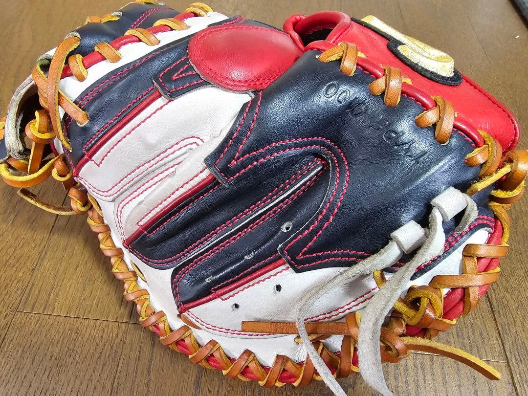 【最終価格】キャッチャーミット　 TYPE-C100　 要　 硬式