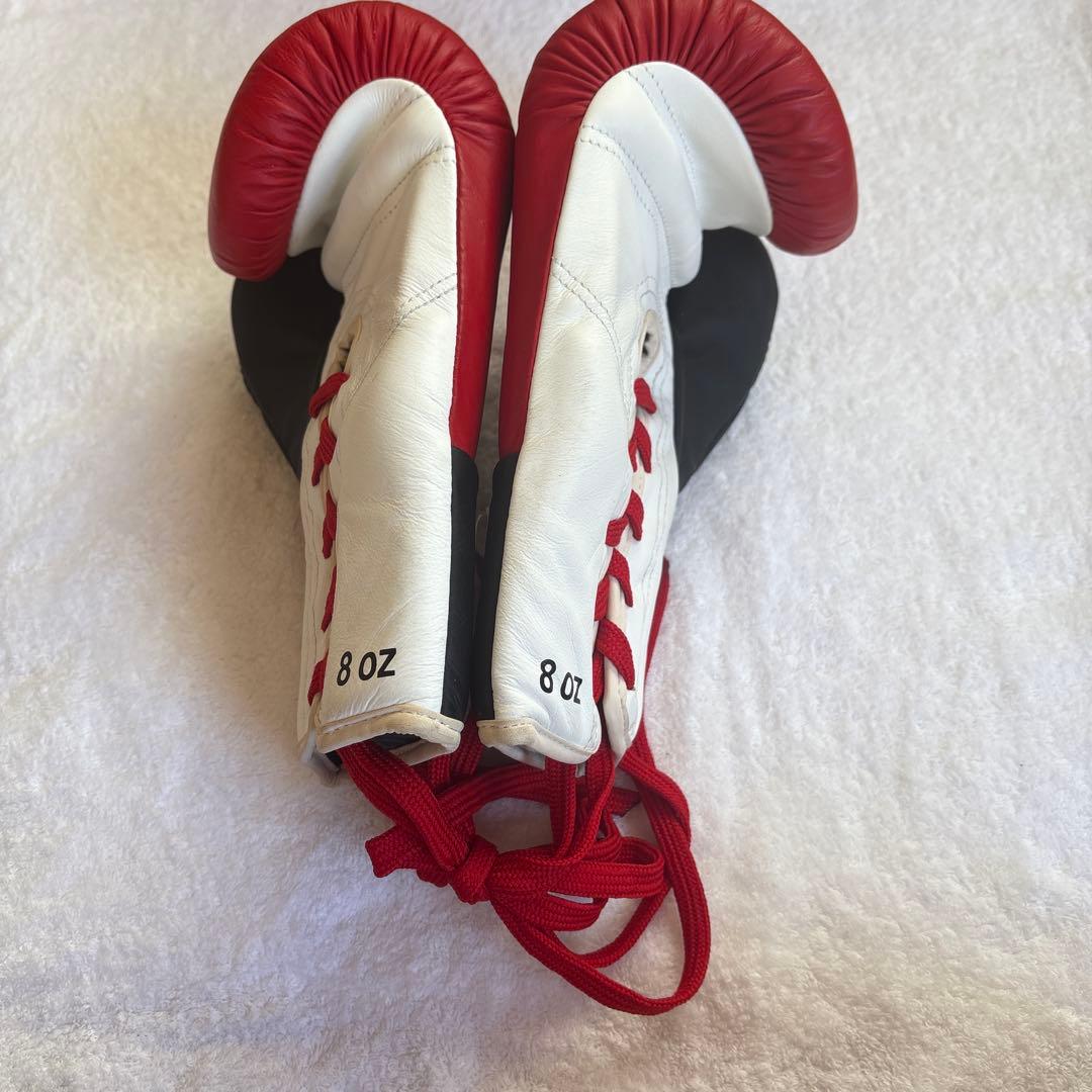 K-1 公式ボクシンググローブ 8 oz サイン入り