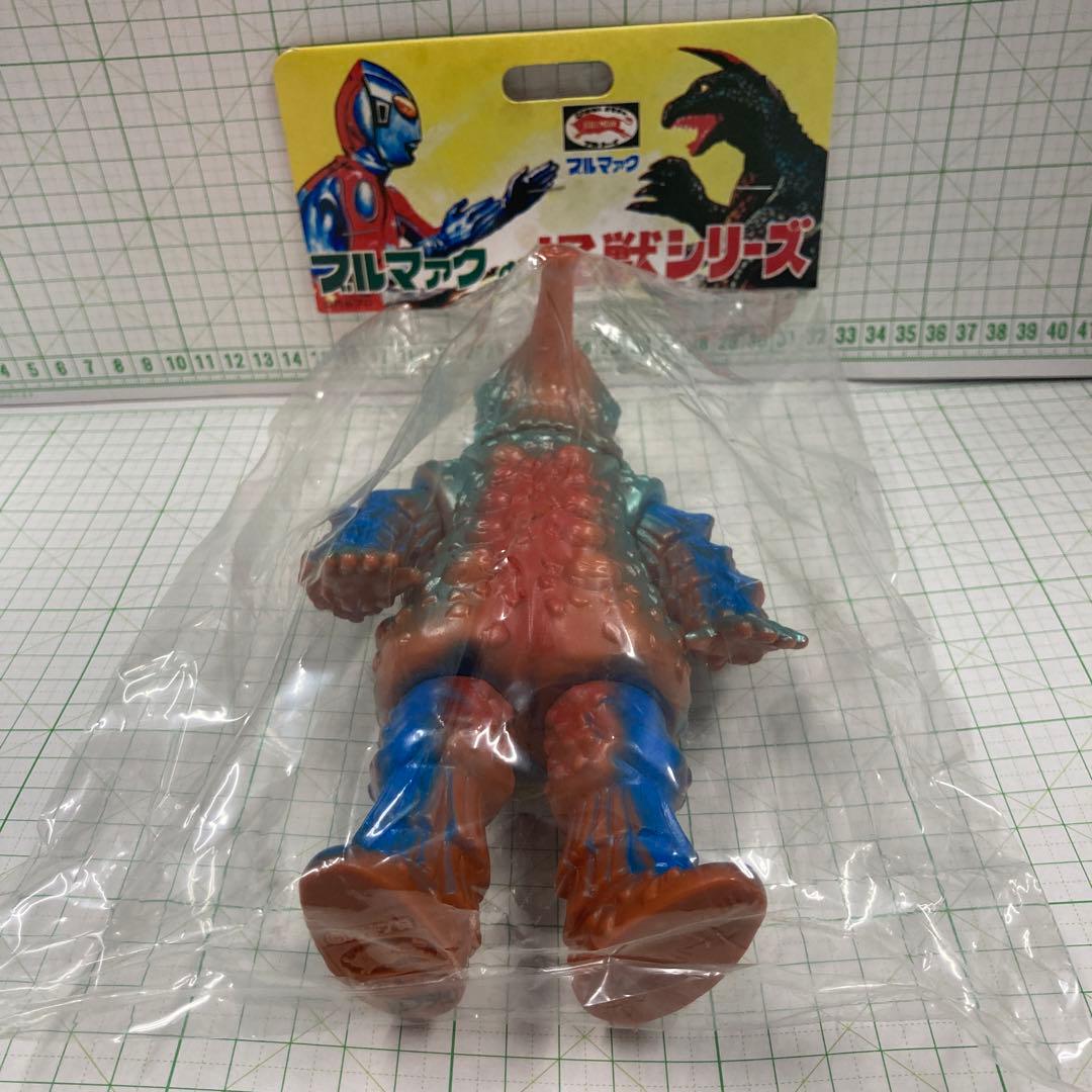 2000年にブルマークソフビ復刻版のまぼろしのソフビ怪獣3大珍品ミステラー星人