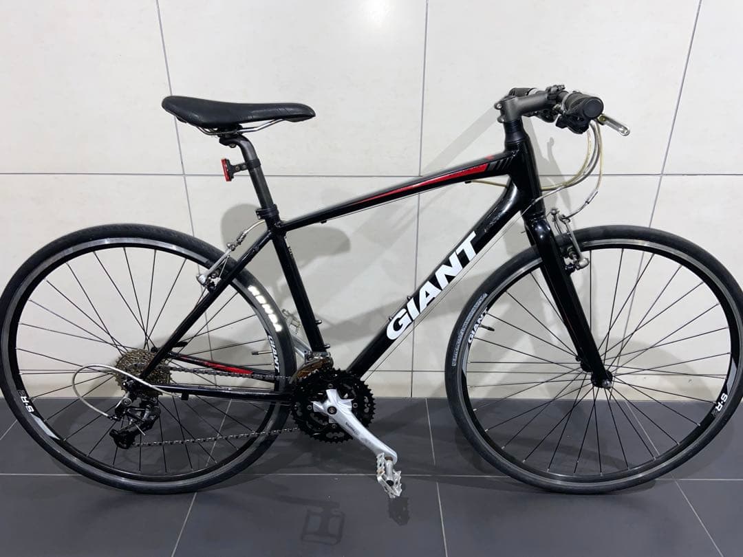 GIANT ESCAPE RX3クロスバイク　ジャイアント　エスケープ自転車r3