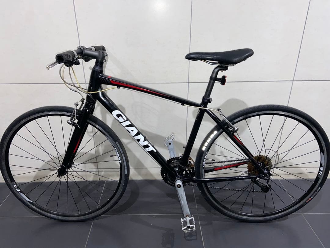 GIANT ESCAPE RX3クロスバイク　ジャイアント　エスケープ自転車r3