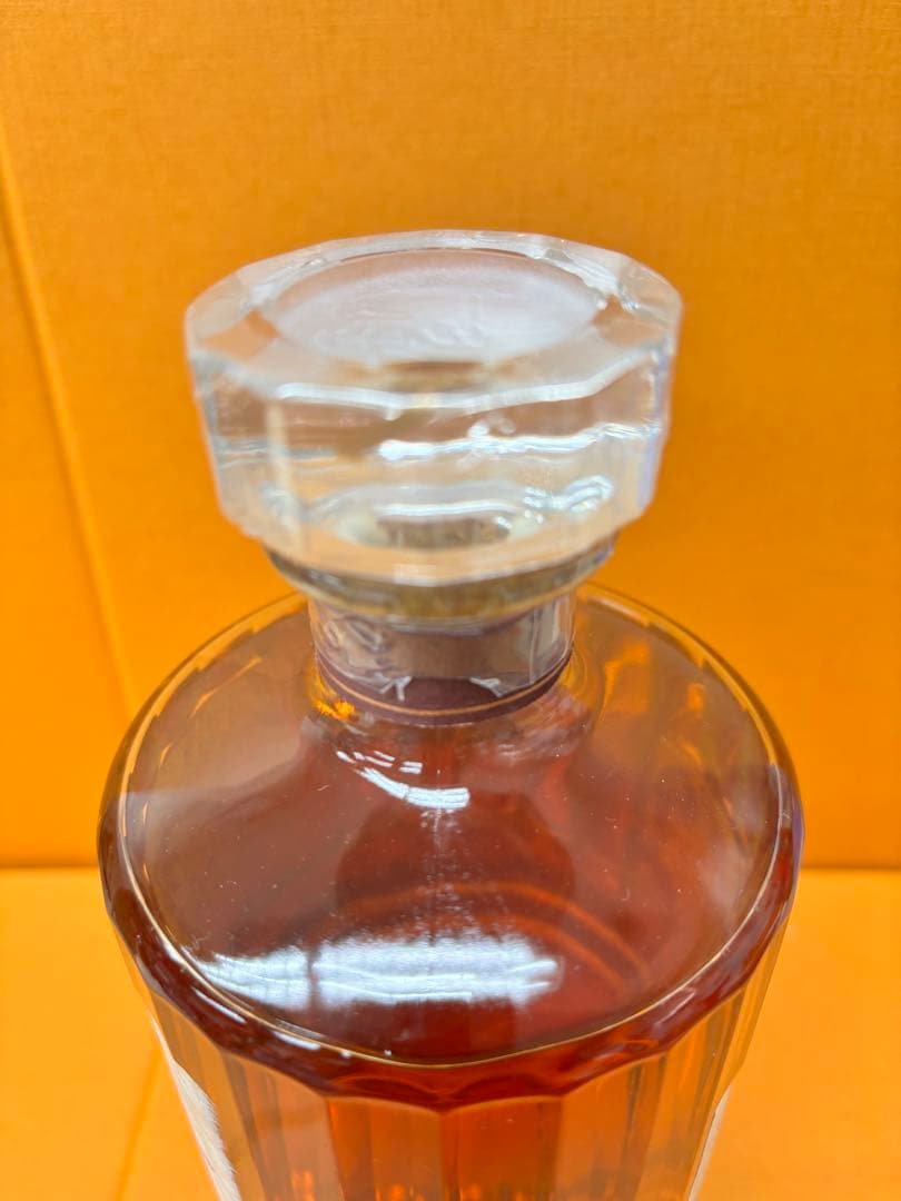 未開栓 サントリ一 響17年 古酒700ml 43% 箱なし