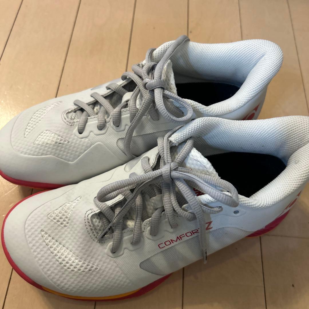 【ヨネックス】パワークッション コンフォート Z ワイド 24.5cm