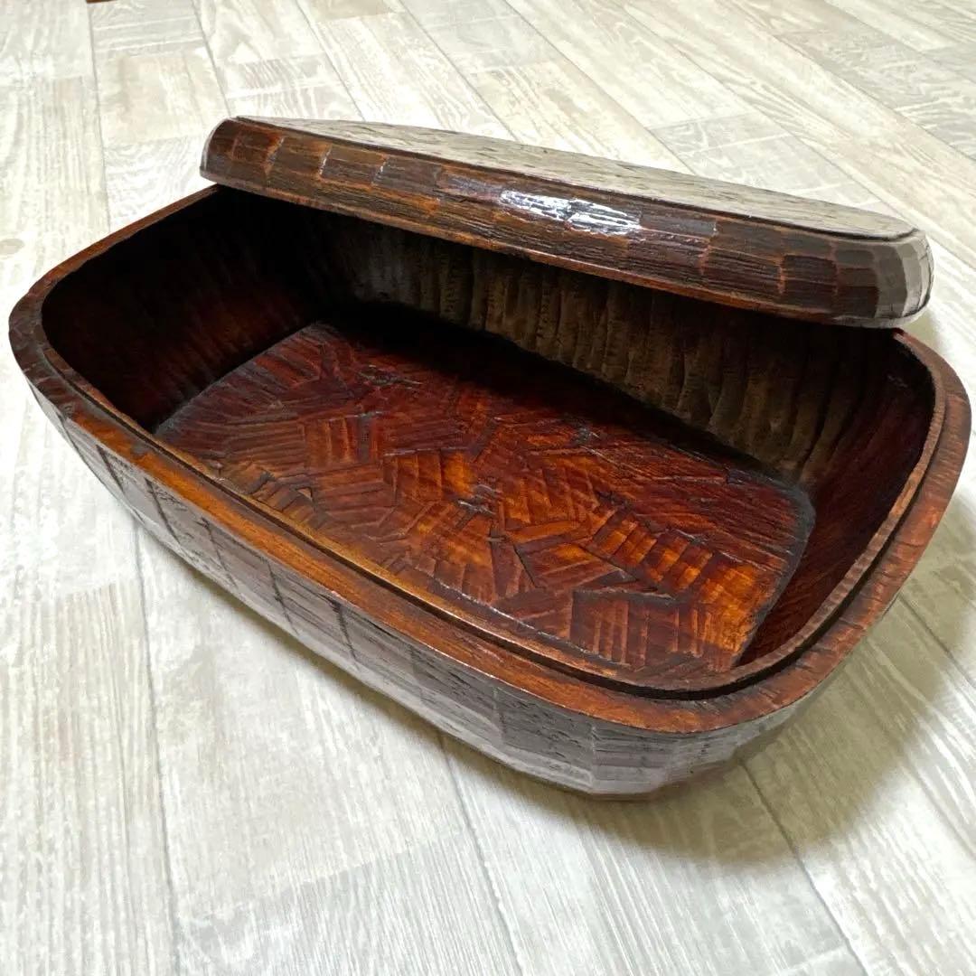 【貴重品】松　一木彫り　茶櫃