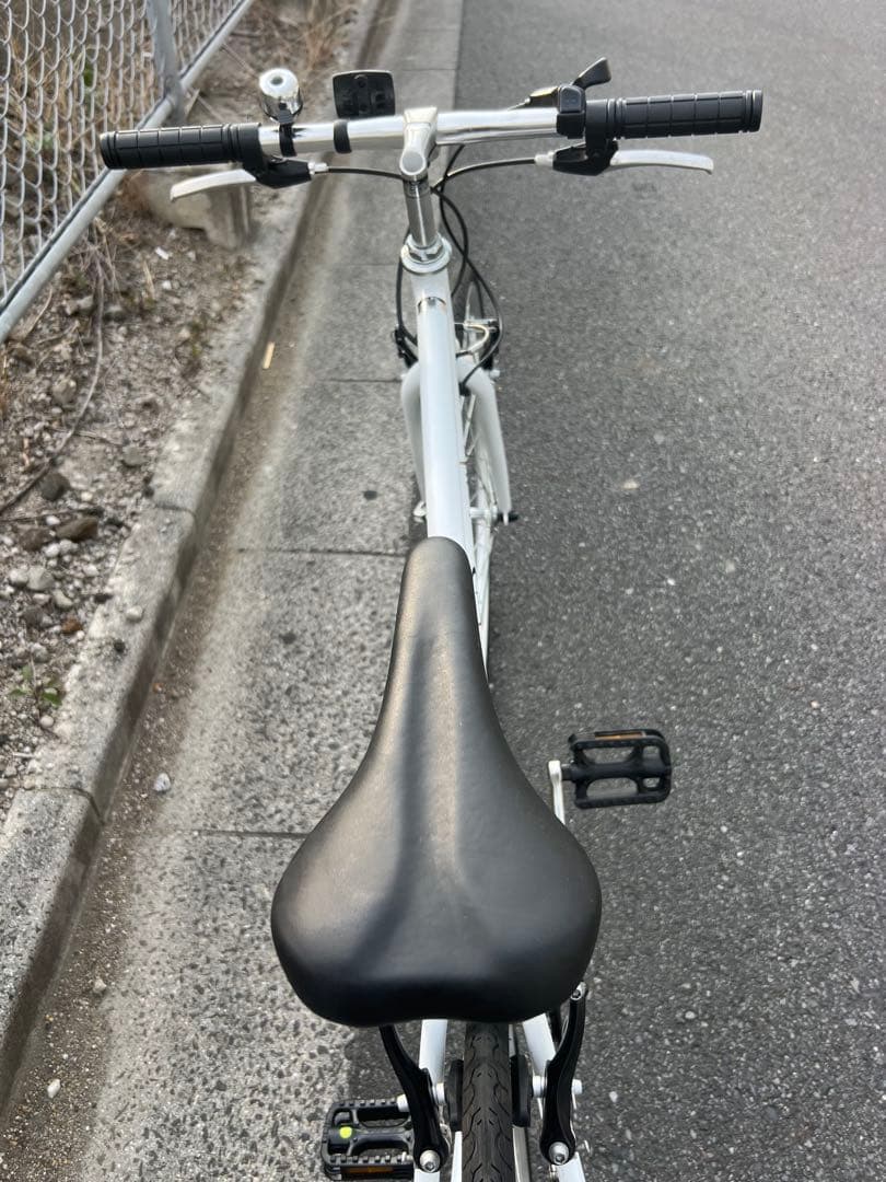 クロスバイク　新品に近いキレイな自転車　関東圏　配送可能