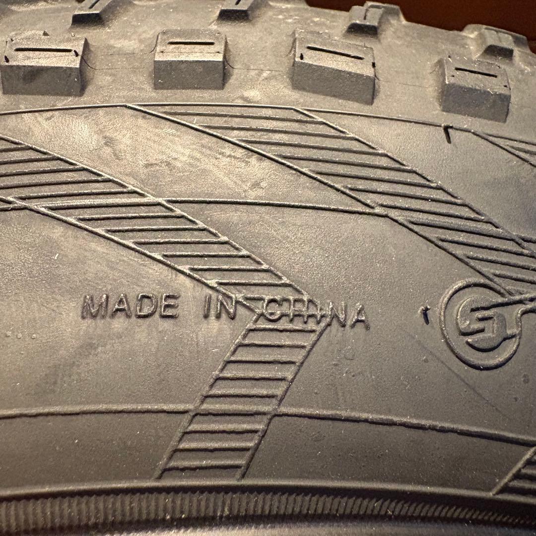 CST 20×4.0 ファットタイヤ 30PSI対応 MATE SUPER73