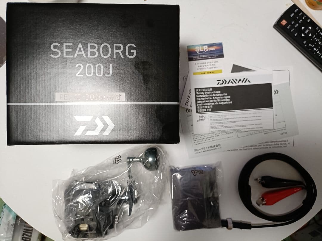 DAIWA　ダイワ　シーボーグ200J右巻き　PE2号300m付き　新品未使用