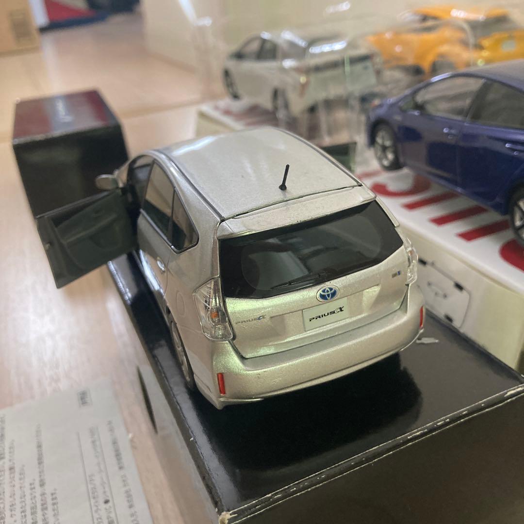 TOYOTA トヨタカラーサンプル プリウス プリウスα CH-R アクア
