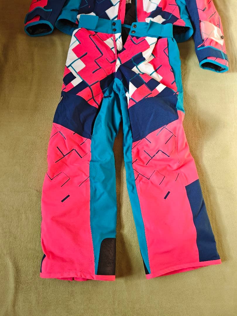 ONYONE　スキーウェア　ssサイズ