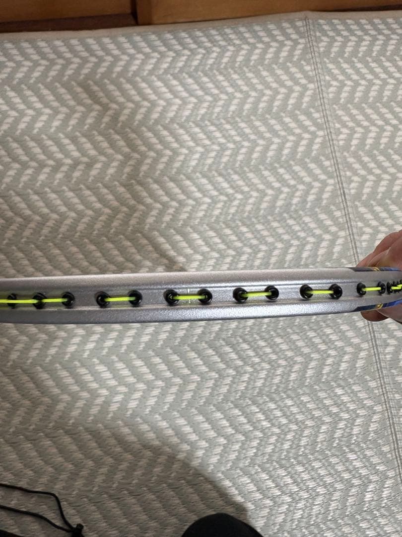 YONEX ナノフレア700TOUR 4UG5