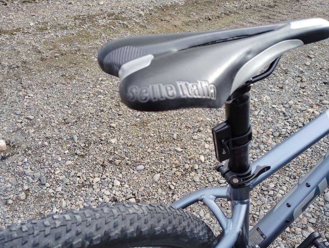 ジャイアント　2022 タロン2 Sサイズ