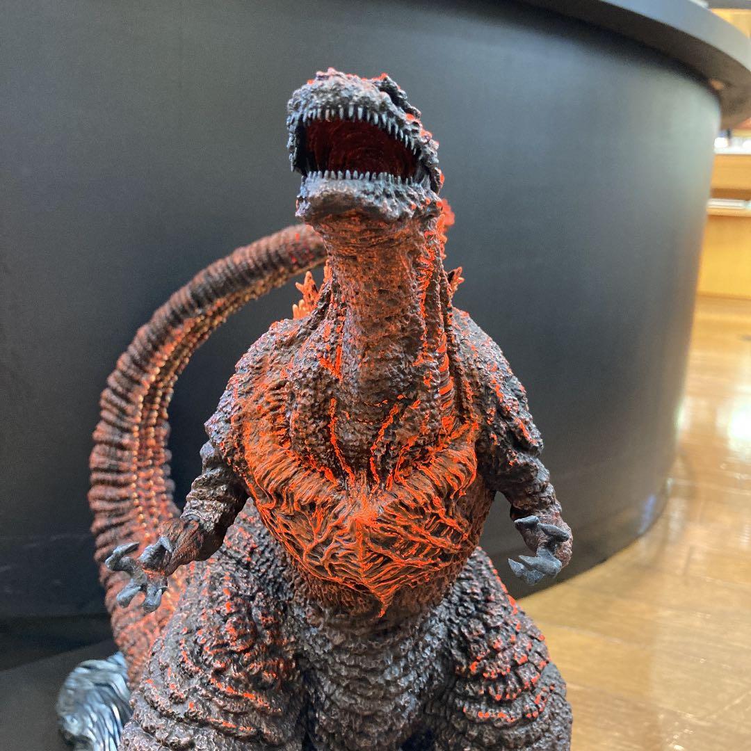 日比谷ゴジラスクエアゴジラ像30センチ/リメイク/値下げ