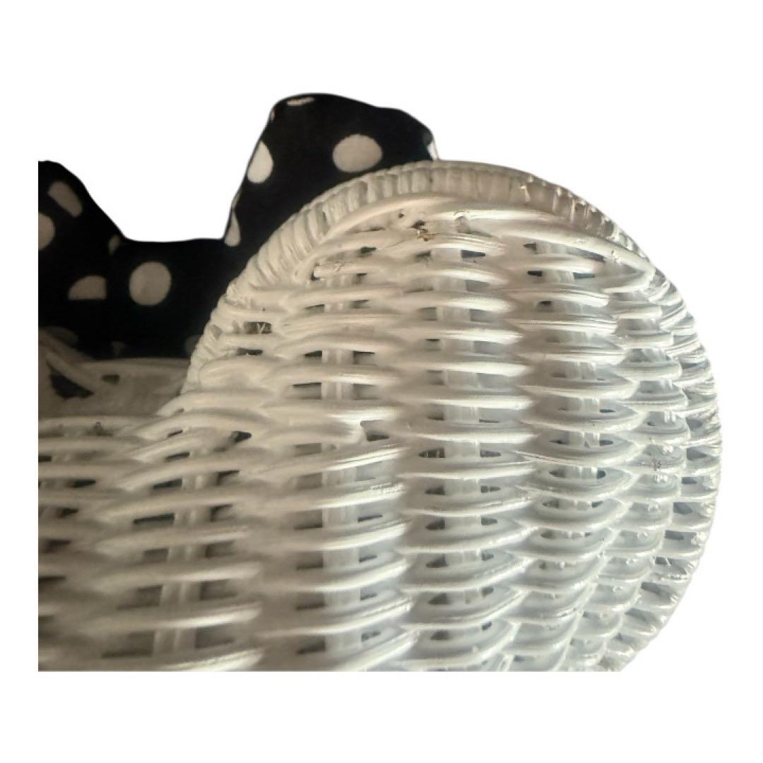 ミニーちゃんのカゴ製ショルダーバッグ 【可愛いいリボン付き黒色は珍しい】