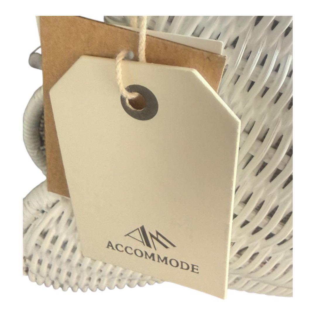 ミニーちゃんのカゴ製ショルダーバッグ 【可愛いいリボン付き黒色は珍しい】