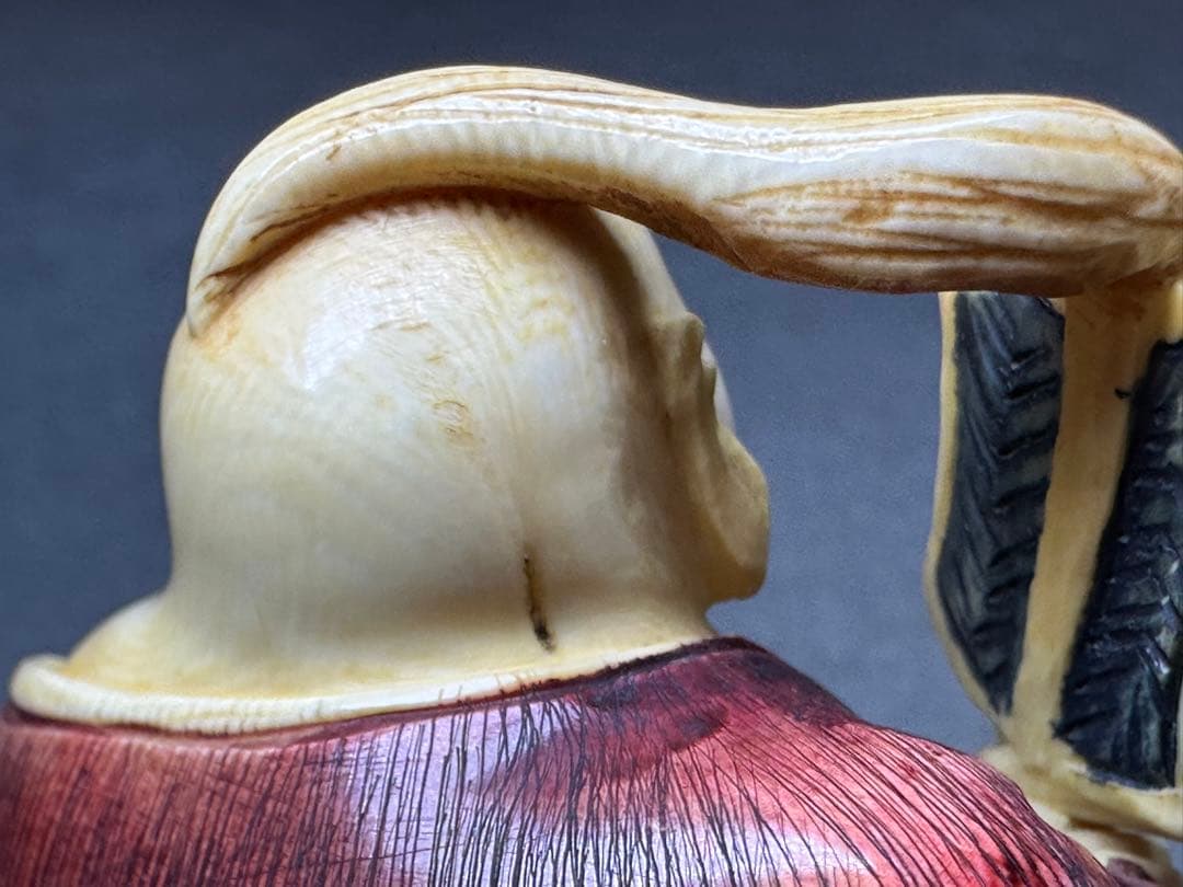 極上　置物　仏像　和彫　天然素材　アンティーク　　骨董　飾り物　古美術品