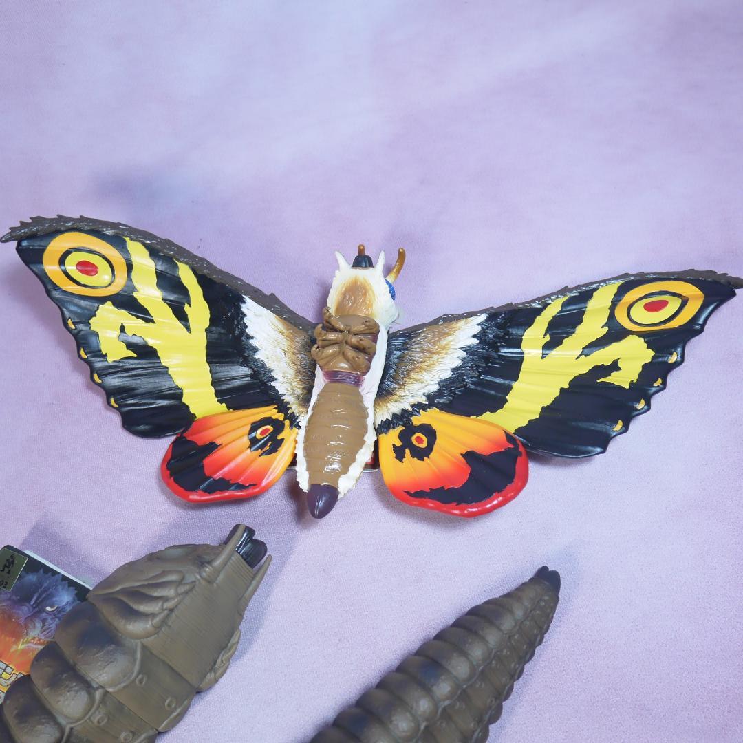 ムービーモンスターシリーズ　モスラ2004　成虫＋幼虫オス＋幼虫メス　タグ付き