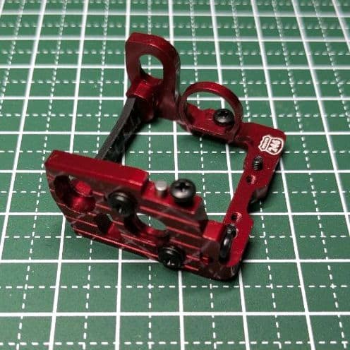 R246 LMアルミモーターマウント レッド ミニッツ MR03/04