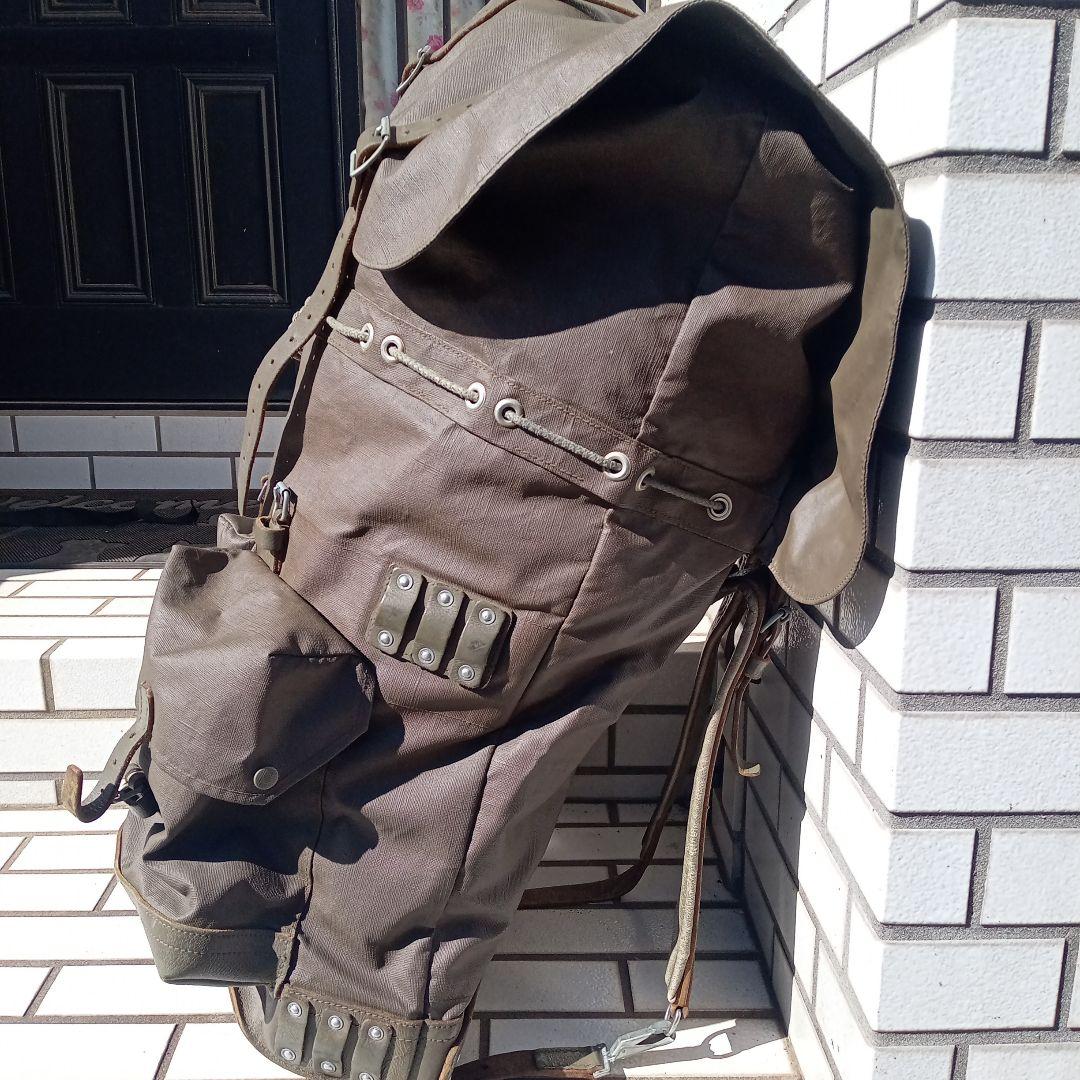 スイス軍　山岳部隊用　大型バックパック　１９７７年製ビンテージ　状態良品！