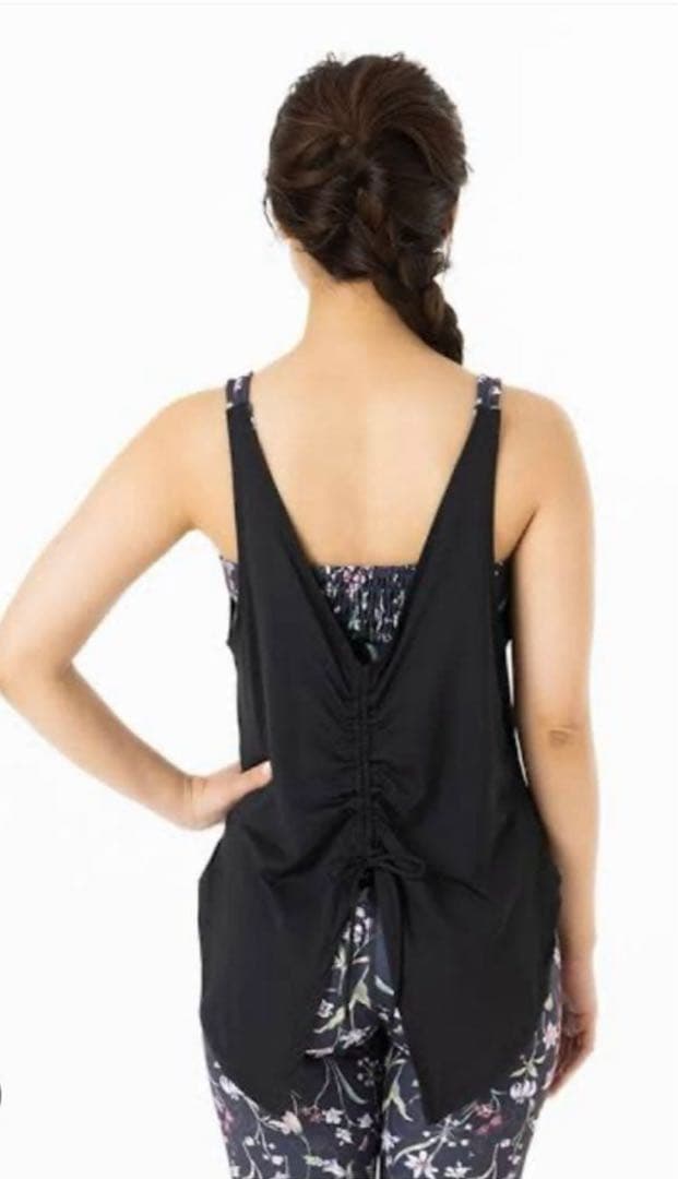 SUKALA 美品ボタニカルシャーリングレギンスカバータンクセットM