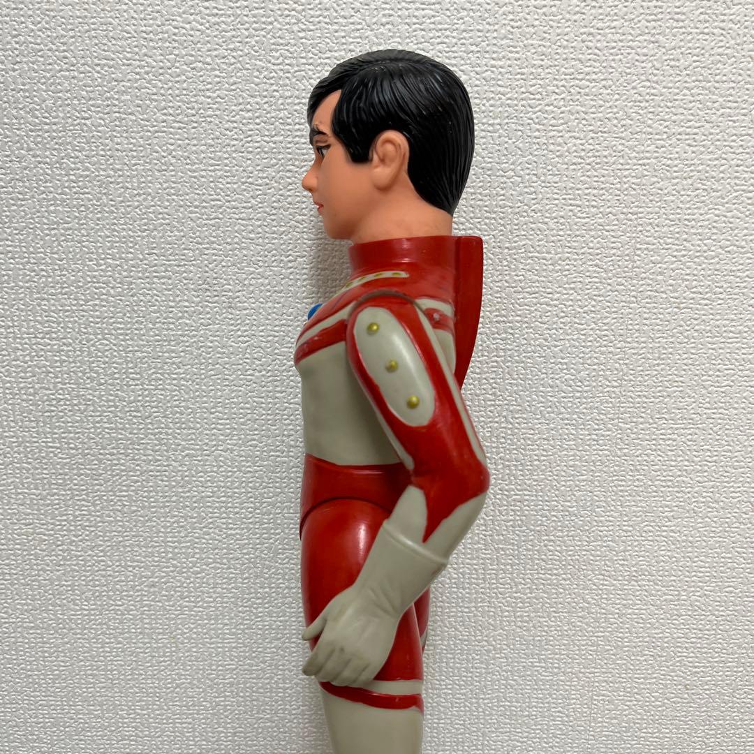 ウルトラマン 可動式フィギュア ヘルメット付き　ゾフィー　面取れ　ソフビ　当時物