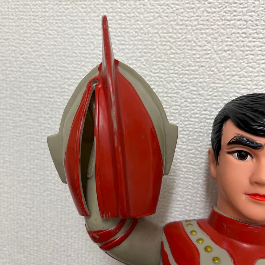 ウルトラマン 可動式フィギュア ヘルメット付き　ゾフィー　面取れ　ソフビ　当時物
