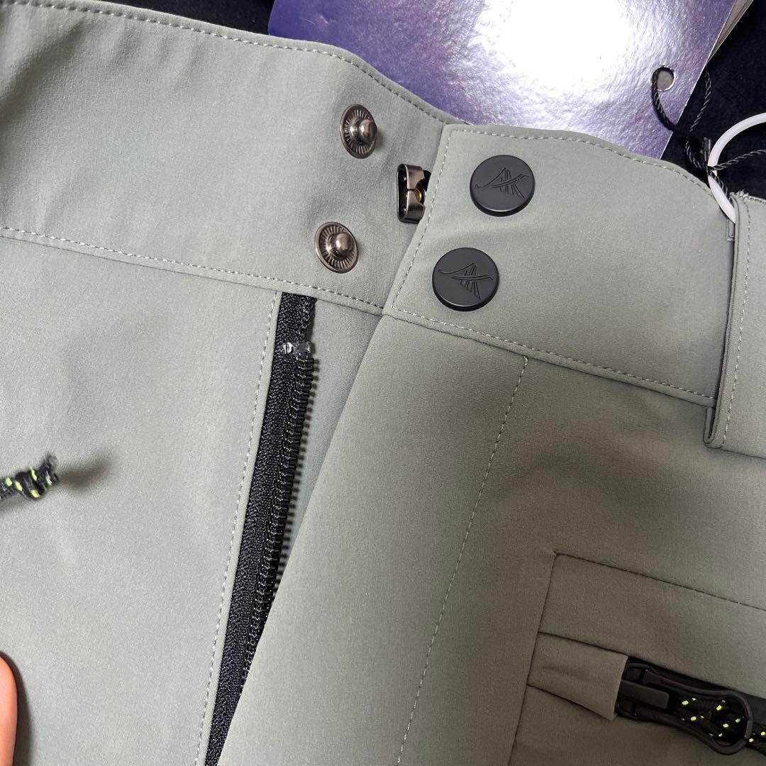 オリーブグリーン　スキーウェア 3L