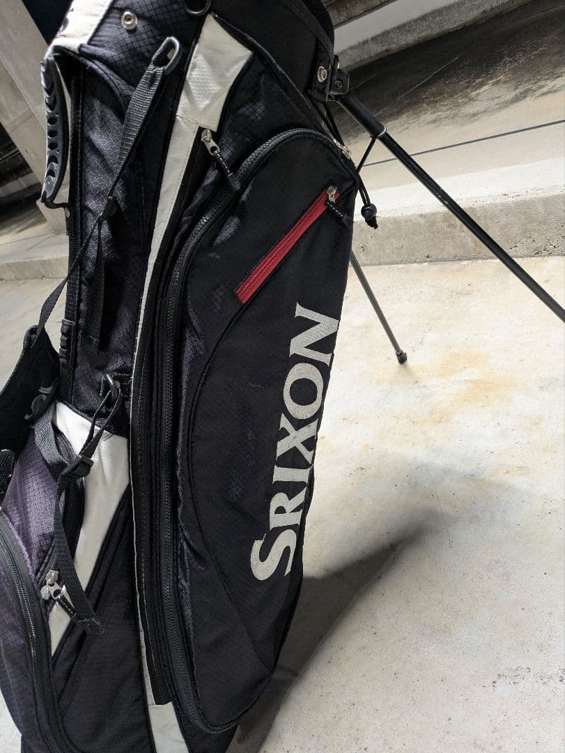 キャディバッグ　DUNLOPスリクソン　スタンド式　軽量