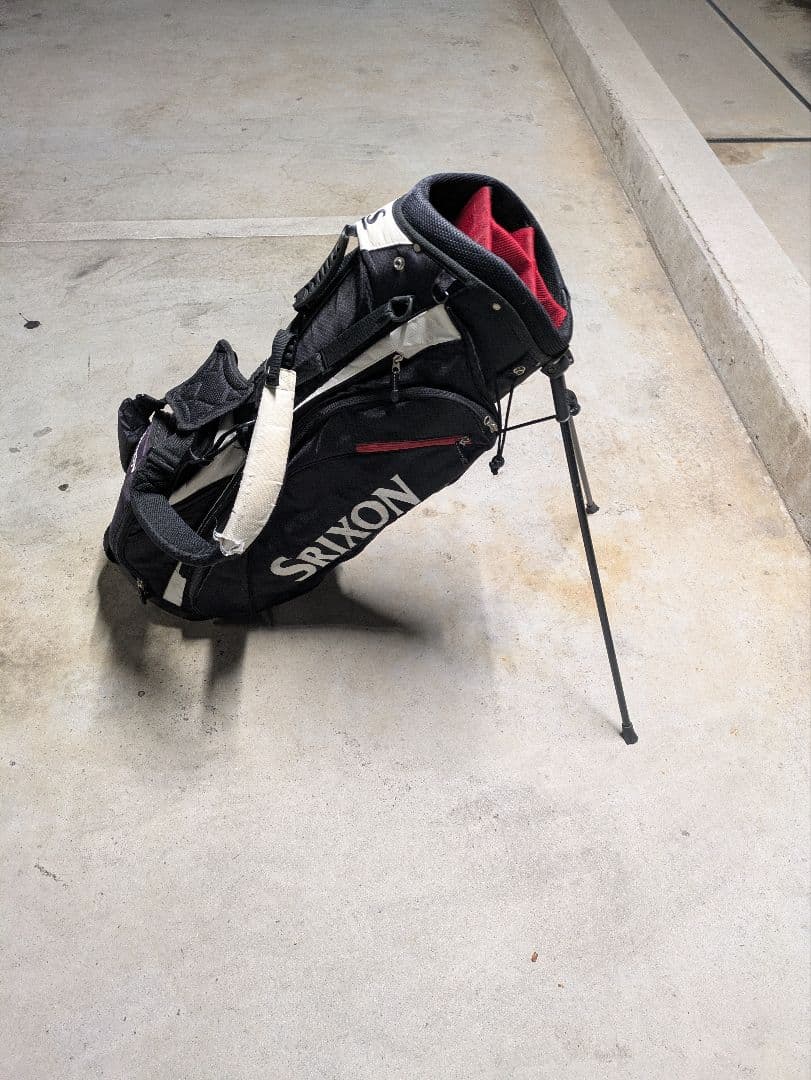 キャディバッグ　DUNLOPスリクソン　スタンド式　軽量