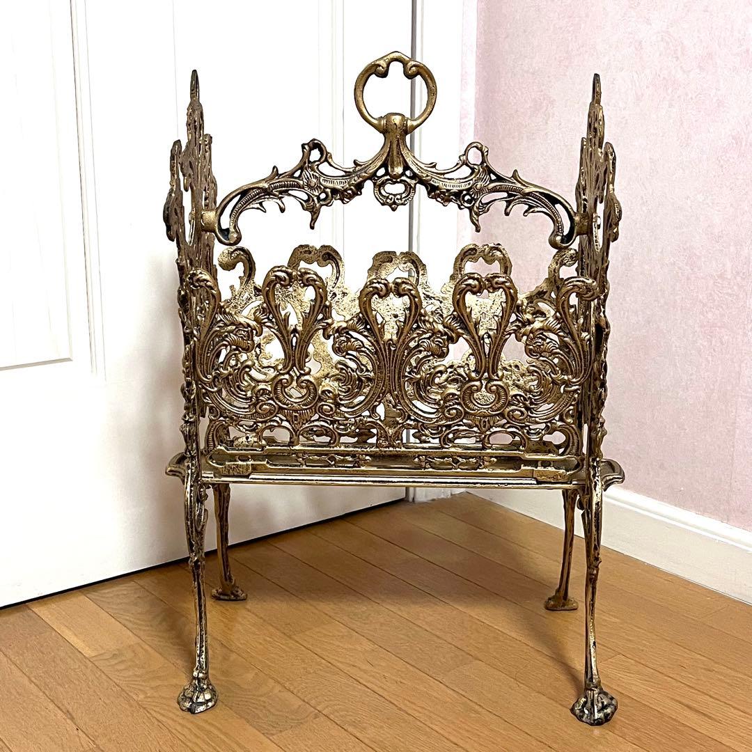 ヴィクトリアンスタイル　マガジンラック　アンティーク調　ゴールド　真鍮　レトロ