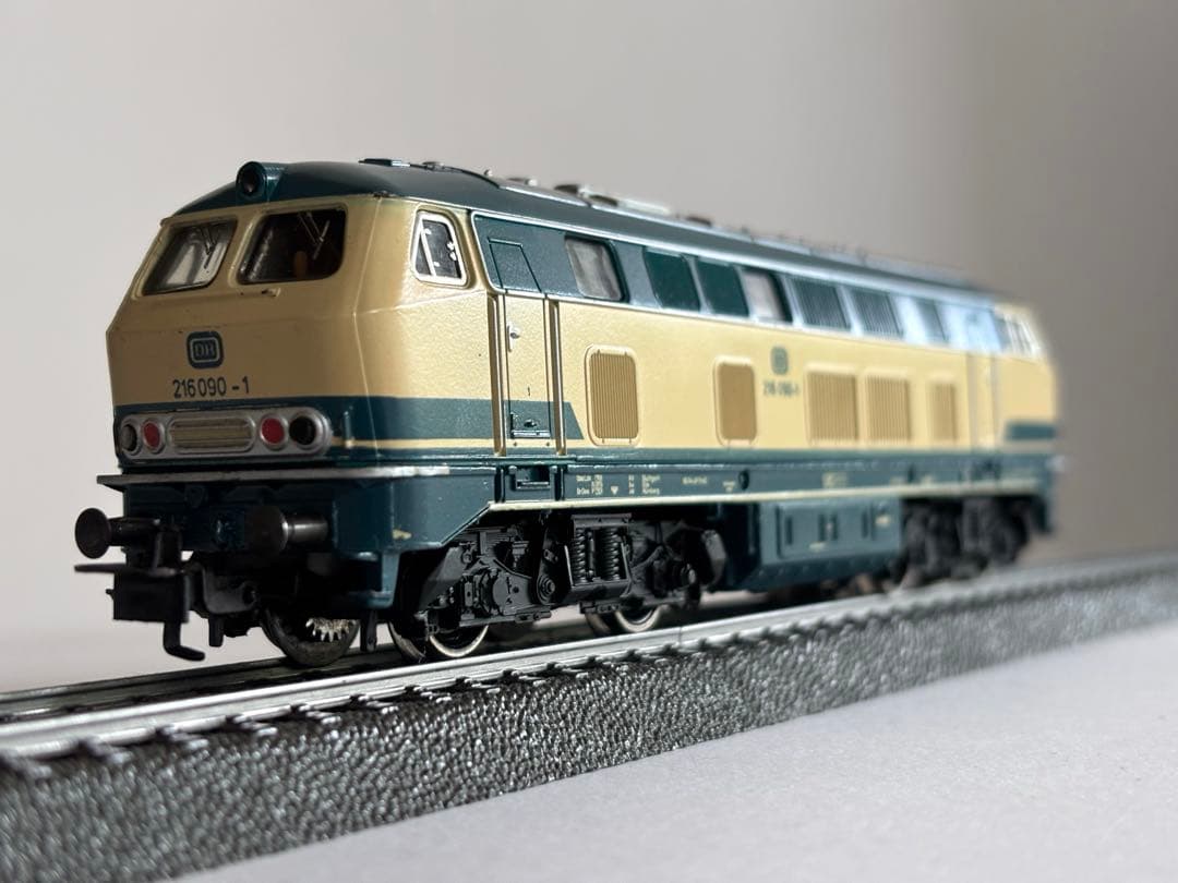 メルクリン HO アナログ 3074 ドイツ国鉄　電気機関車　BR216　箱あり