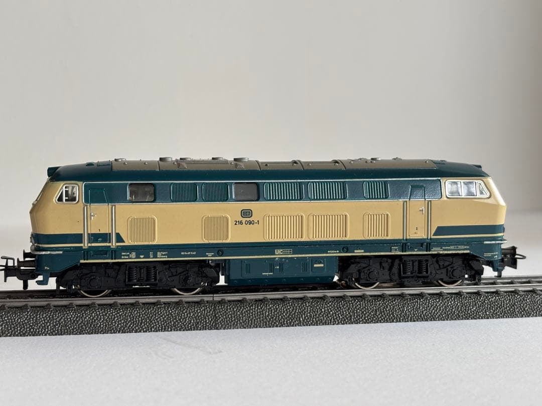 メルクリン HO アナログ 3074 ドイツ国鉄　電気機関車　BR216　箱あり