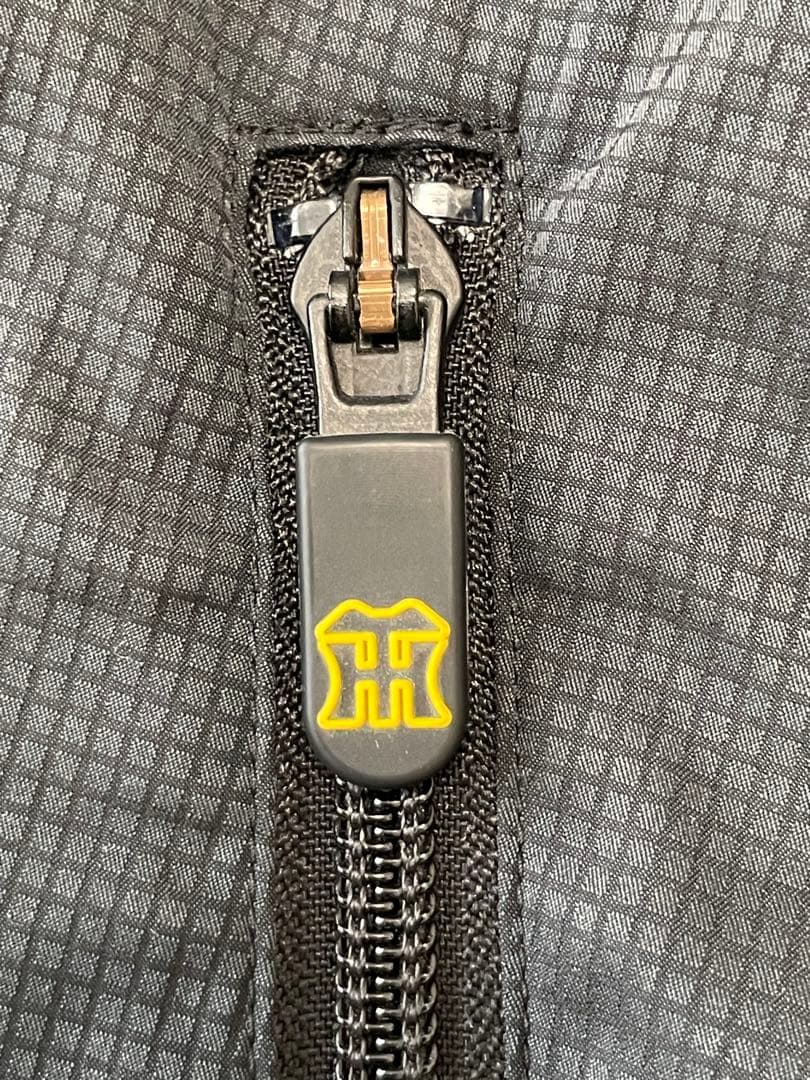 阪神タイガース　2010年グランドコート　ミズノ　サイズＯ(XL)黒