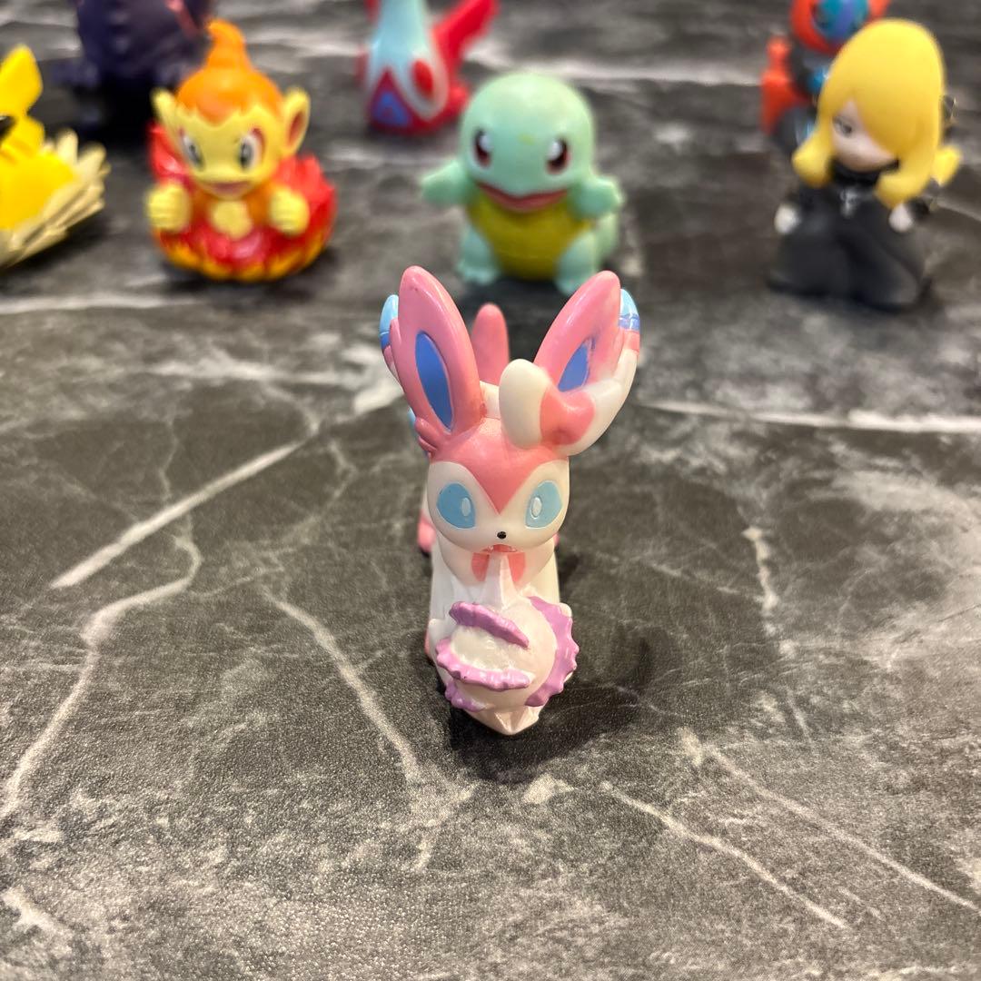 ポケモンキッズ　指人形 まとめ売り　シロナ　ゼニガメ　ラティアス　ニンフィア