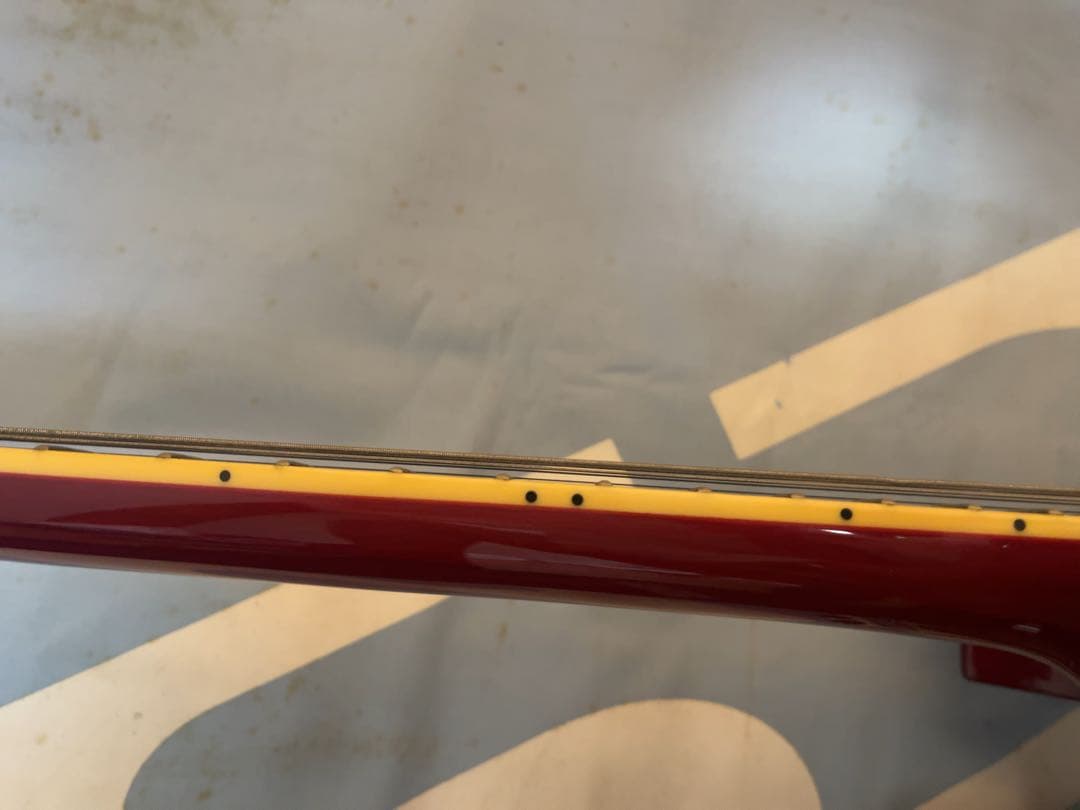 し*と様 バーニー SG ギター