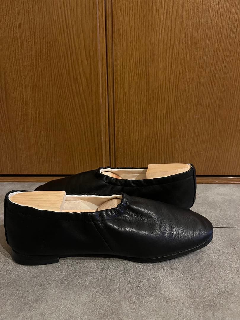 TOSHINOSUKE TAKEGAHARA バレエシューズ フラットシューズ