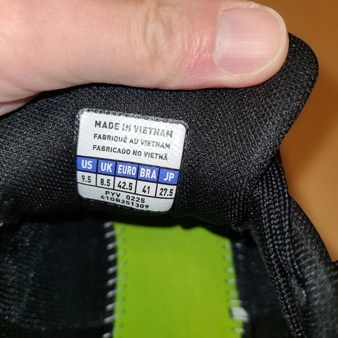 即購入可【美品】MIZUNOウエーブエクシード 6 WIDE OC 27.5cm