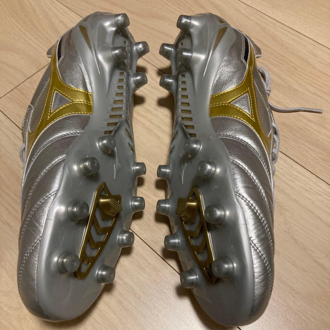 【新品未使用】MORELIA DNA JAPAN プラチナムシルバー 27.5㎝