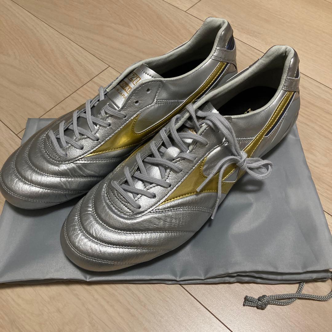 【新品未使用】MORELIA DNA JAPAN プラチナムシルバー 27.5㎝