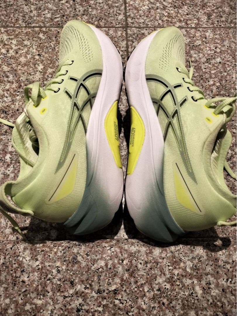 アシックス　ゲルカヤノ31