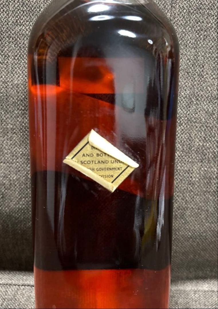 【特級 ジョニーウォーカー】※古酒　 （ブラックラベル エクストラ スペシャル》