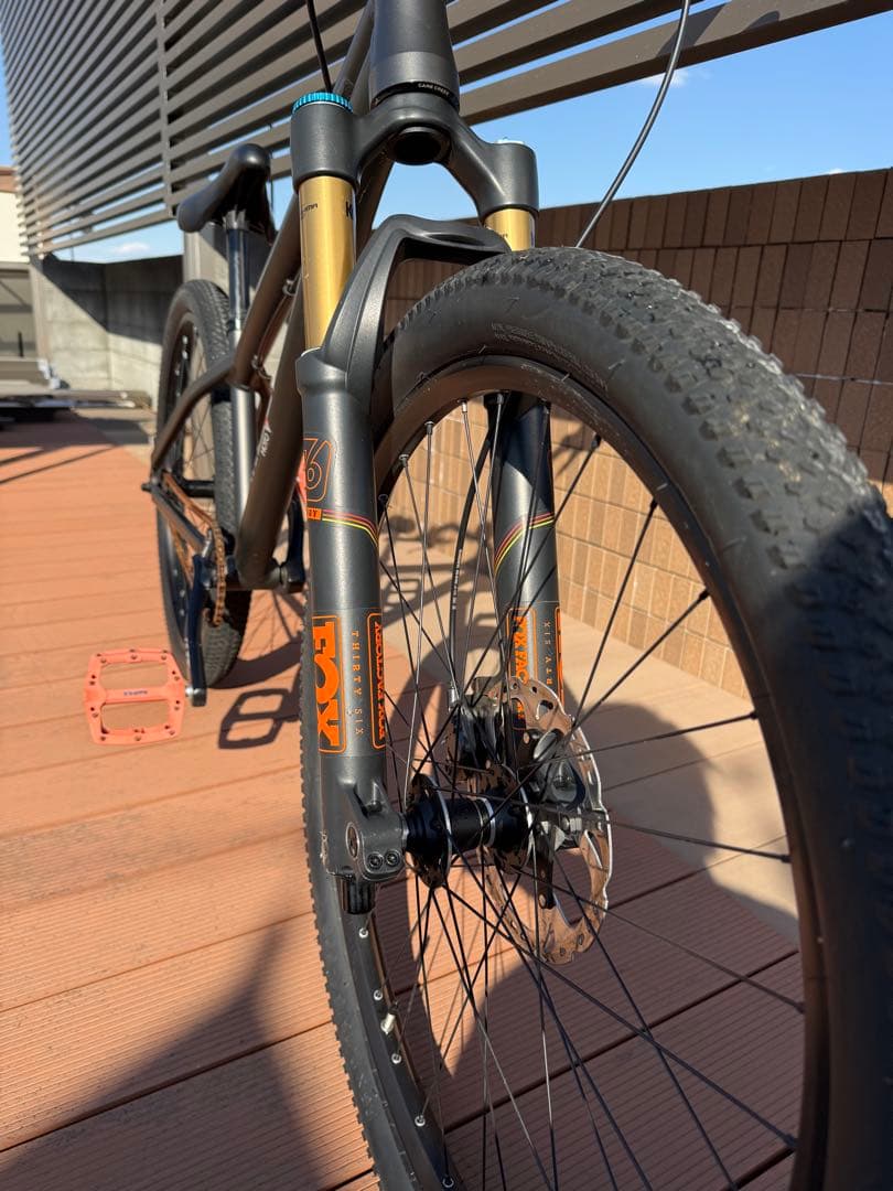 自転車本体 mon Fox36 Fire ball moto MTB