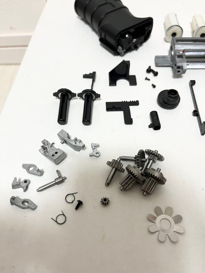 東京マルイ『コンパクトマシンガン用』純正パーツなど一式