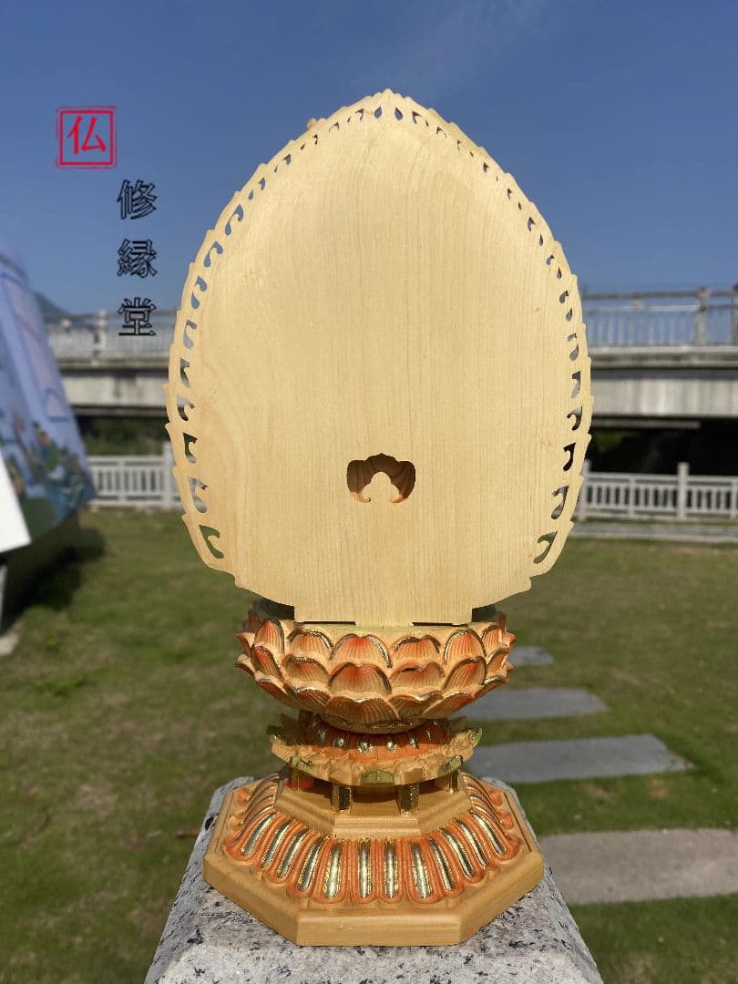 【修縁堂】一刀彫　千手観音仏像 精密彫刻　木彫仏教 彩金 彩繪