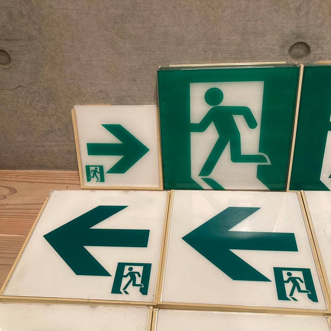 非常口 プレート 避難誘導 標識 補助標識 看板 避難口 表示板 ジャンクまとめ