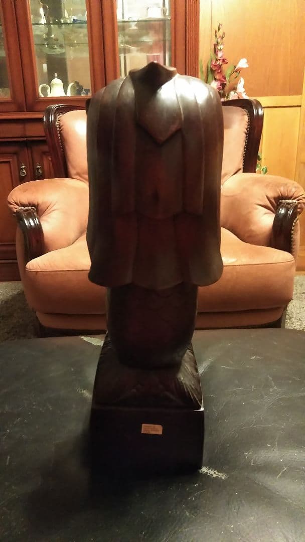 BIGサイズ　木彫り　置物