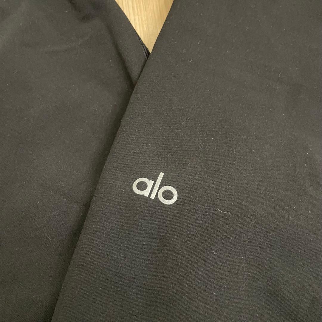alo レギンス alo yoga 黒　ブラック　Alo