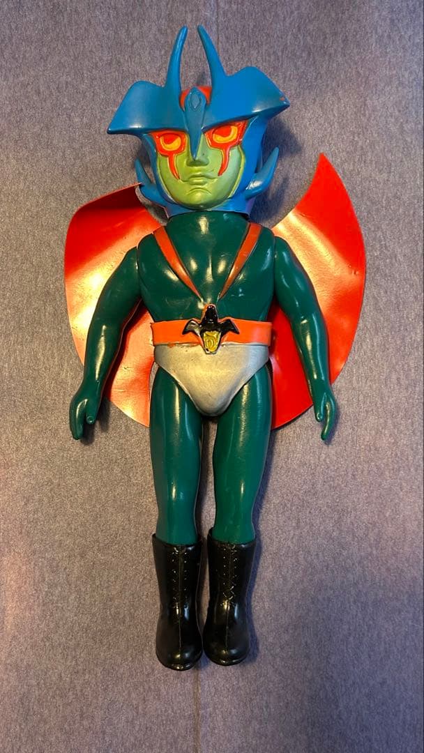 デビルマン　ソフビ　フィギュア