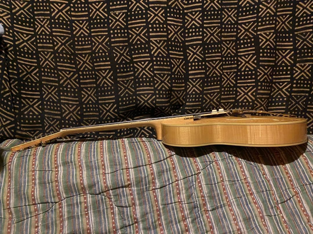 Ibanez(イバニーズ)AP-105Fホロウボディ/フルアコ ケース付属 美品